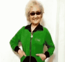 这个90岁白发“姑娘”太美了!活得让年轻人都羡慕!