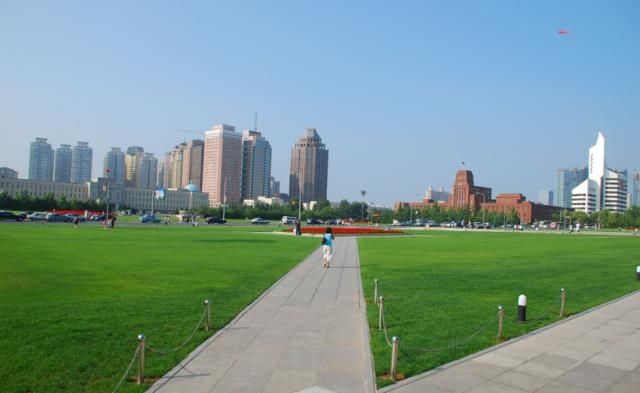 中国最受情侣欢迎的地方,被誉为“浪漫之都”,是你家乡吗