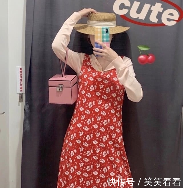 『时髦』简直是过分,这么时髦的“蜂蜜裤”,要100斤的妹子穿才好看!