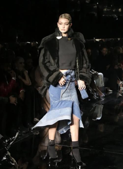 『不对称元素』Tom Ford秀场落幕,20年最大黑马是它俩