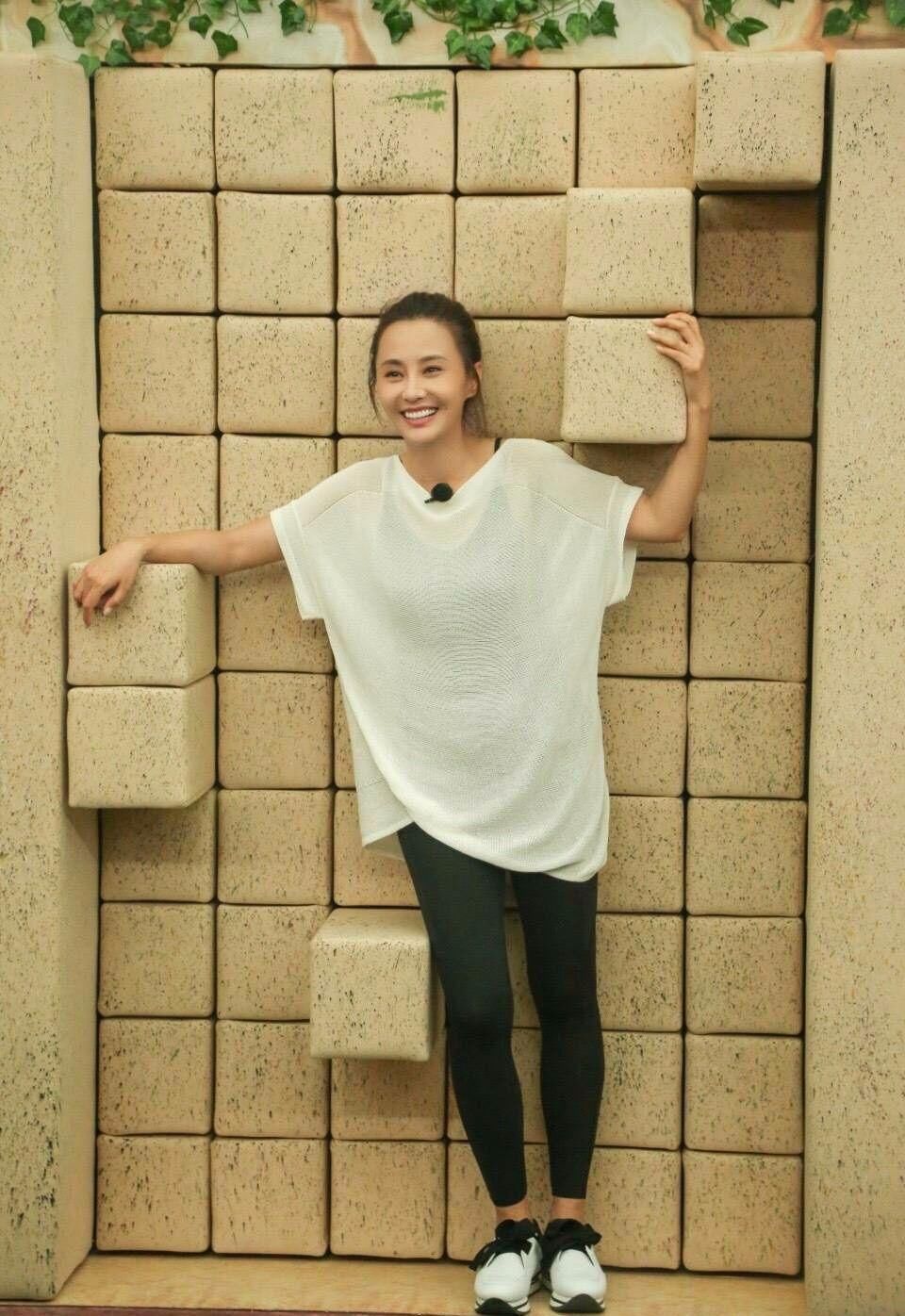 离开了吴奇隆的马雅舒活出了自己的精彩，气质打扮不输刘诗诗!