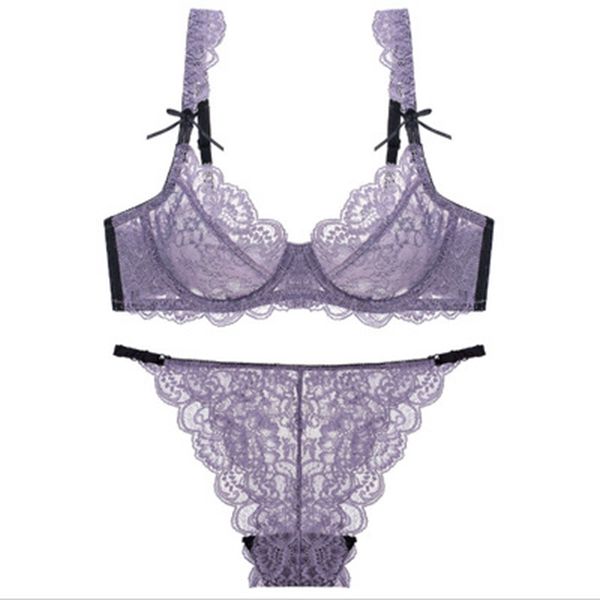 身材丰满的女人，要多穿“透风式”文胸，穿脱方便又性感