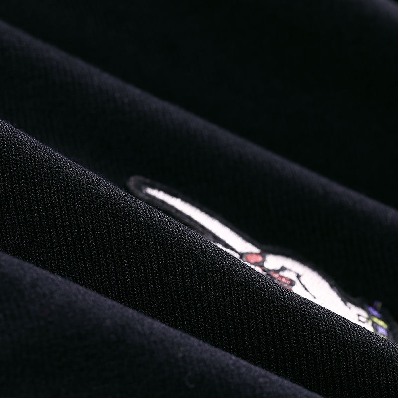 今年秋季裙子都没小衫好看，显嫩贵气，老婆一回家就要穿贼开心了