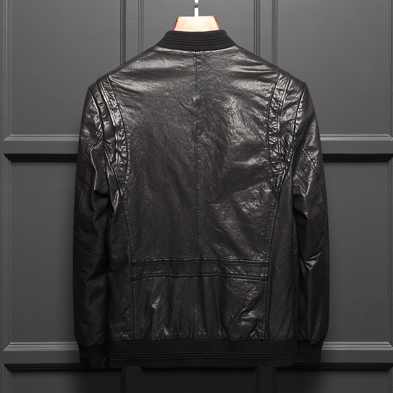 尽显潮流青春范儿的优质真皮皮衣，秋冬穿搭轻松解决