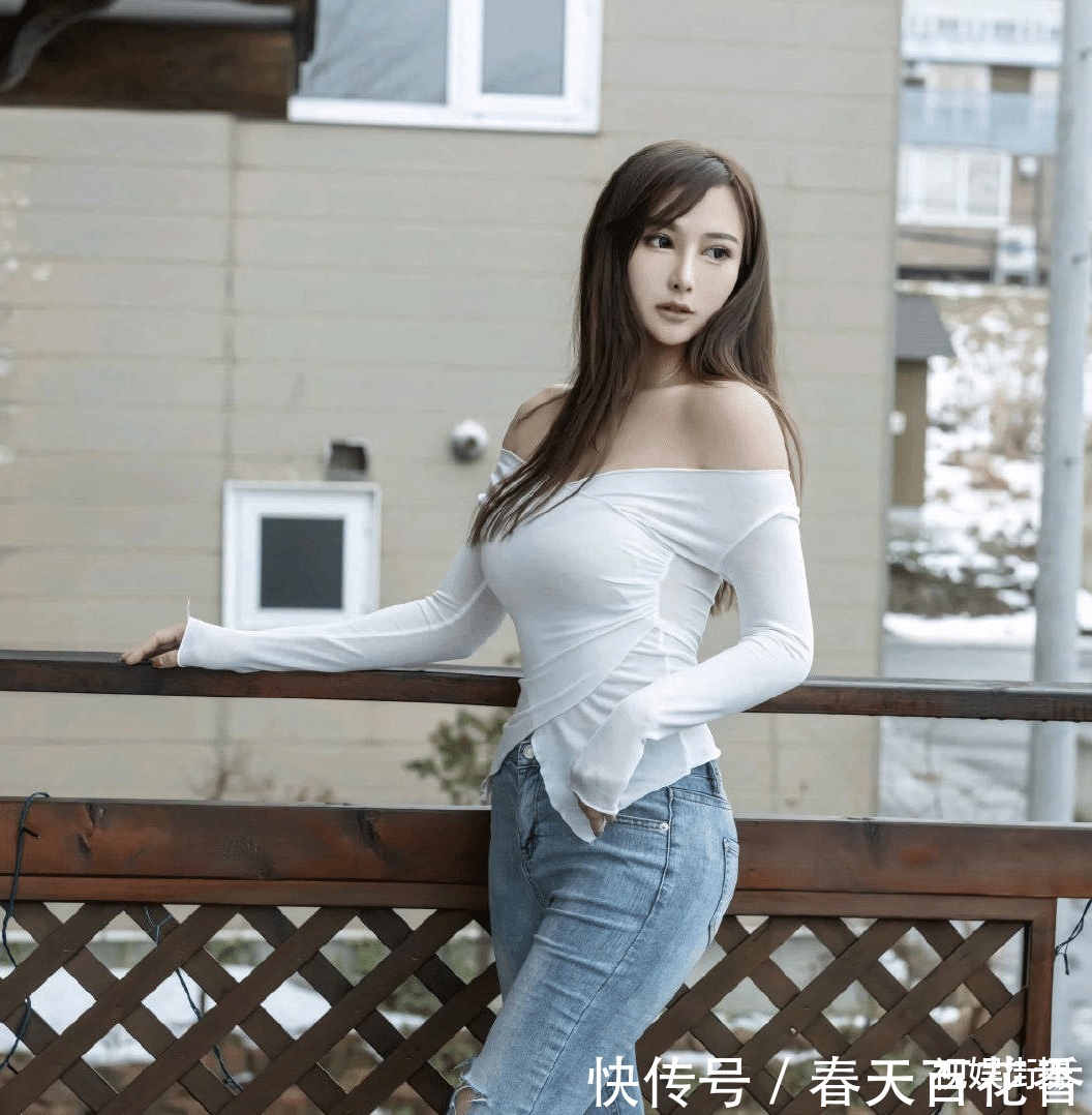 #邻家#邻家小妹“时髦”的穿搭,展现都市丽人的清新气质