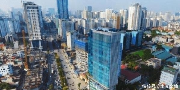  「看起来」越南两座大城市，看起来很发达，城建放在国内是什么
