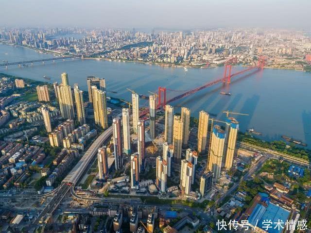 中国唯一一座整体搬迁的城市，盛产美女，现如今成为特大城市