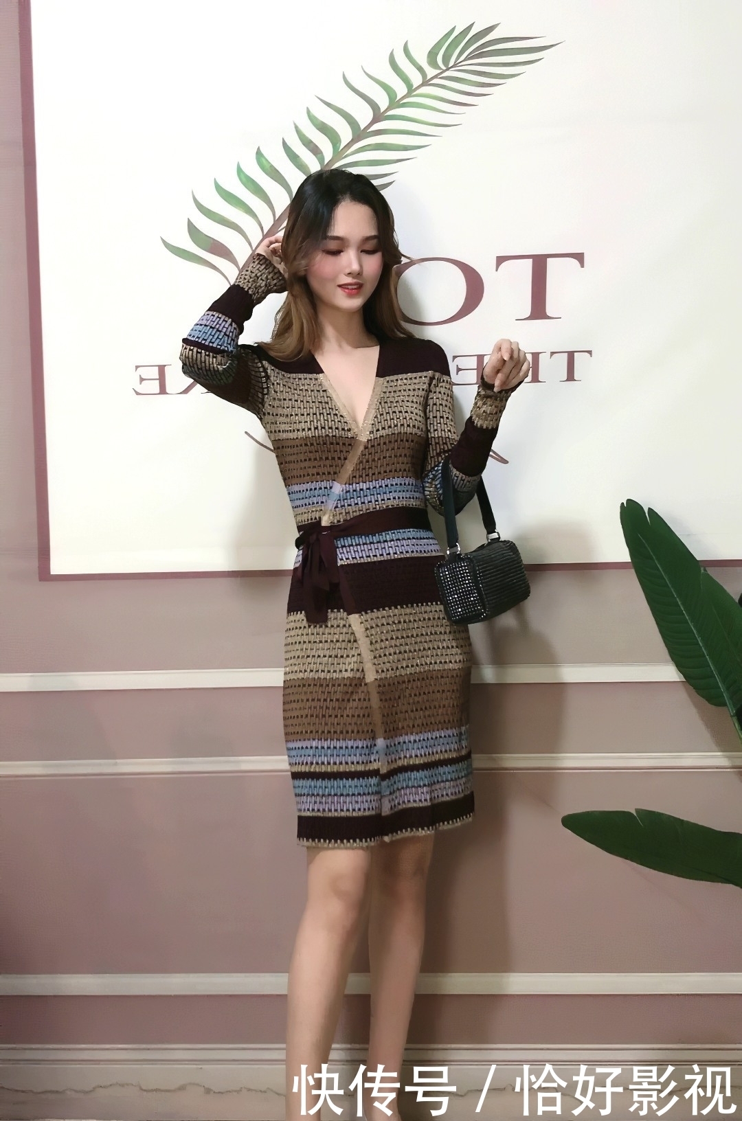 【 美女】显高又显瘦，尽显好身材，街拍：美女连衣裙穿搭合集