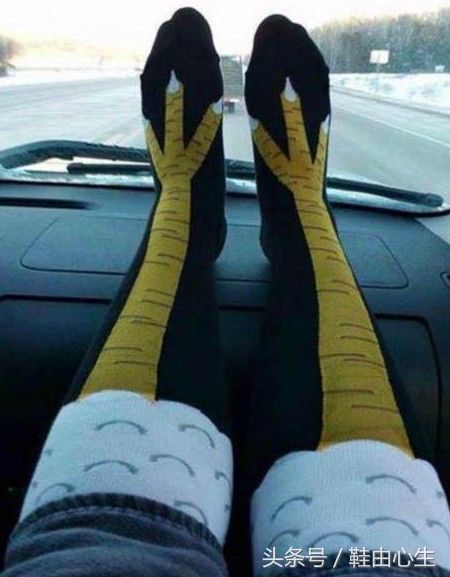 街拍看不懂的设计，这样还真有人敢穿