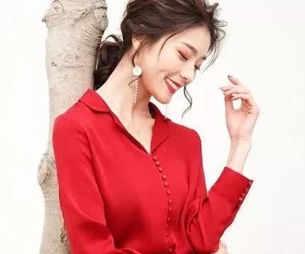  气质■精致的女人，懂得在这“4点”上好好打扮自己，美得与众不同