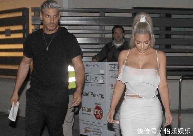 卡戴珊深夜受保安贴身护送, 这身打扮也难怪“犯罪率”会升高