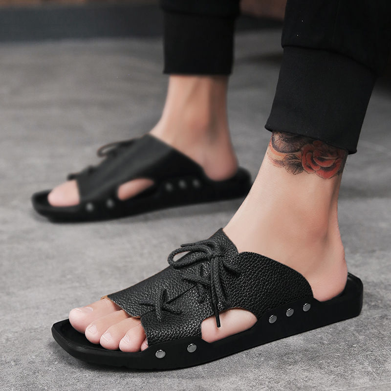 天呐!今年流行这样的凉鞋?三伏天穿清凉时髦，帅的女人神魂颠倒