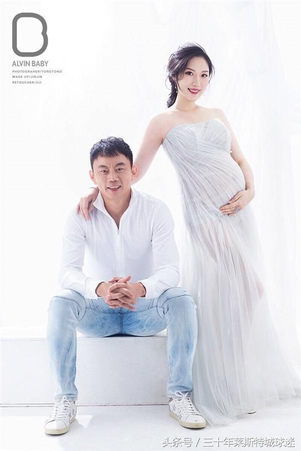 申花门将长腿美妻孕照真美！孕后身材仍极品 七夕称老公是大宝贝