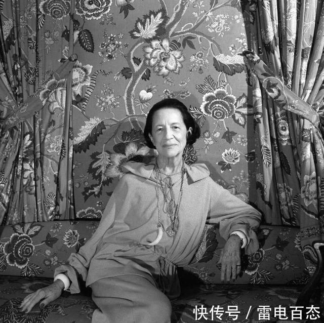 「维多利亚时」我穿了一个月的睡衣,已经时髦了两个世纪