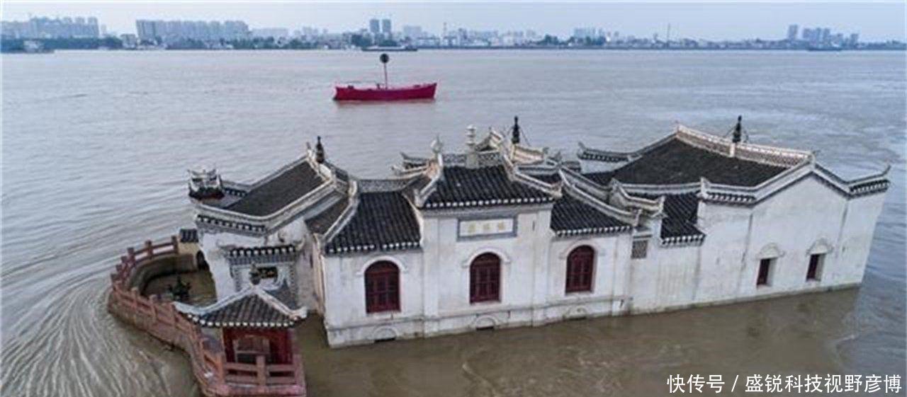 长江中的“钉子户”，霸占江心700多年，却无人敢拆！