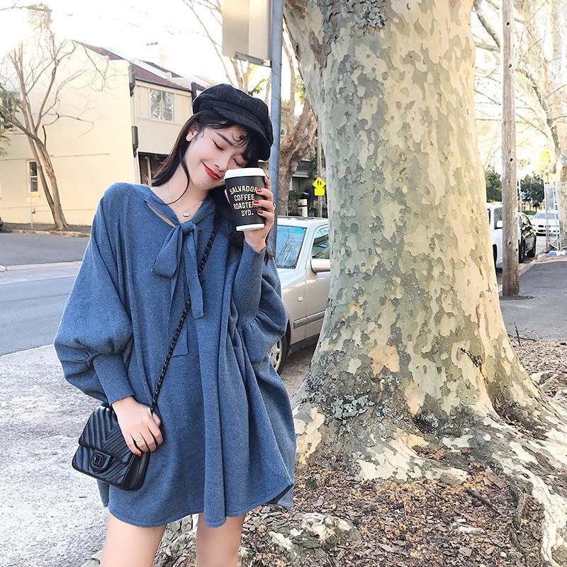 马上国庆了，出门游玩千万别穿碎花裙!瞧这港风套装，减龄又方便