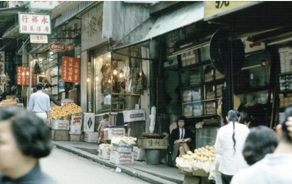  #唐楼#带你回到60年代的香港，看那时香港的样子