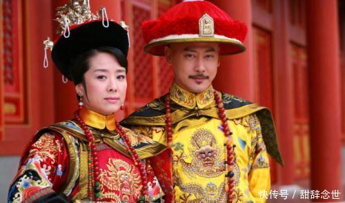 故宫博物院:在故宫博物院中, 有一件特殊的衣服, 揭露清朝灭亡的真实原因