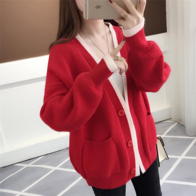 小个子女生千万别穿长裙了，看看图下女人穿的，早秋穿时尚显腿长