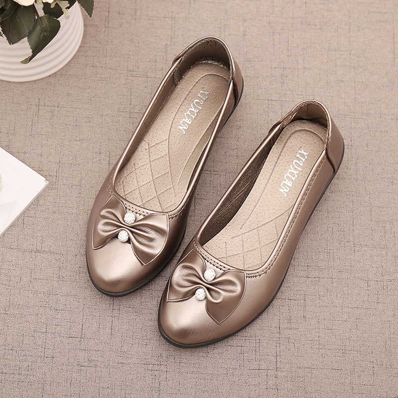 “麻花鞋”驾到，比妈妈鞋更舒适，比高跟鞋还时尚，久站也不累脚