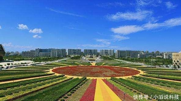  【基建】基建狂魔再次出手，沙漠中修建水库，未来或将改善沙漠