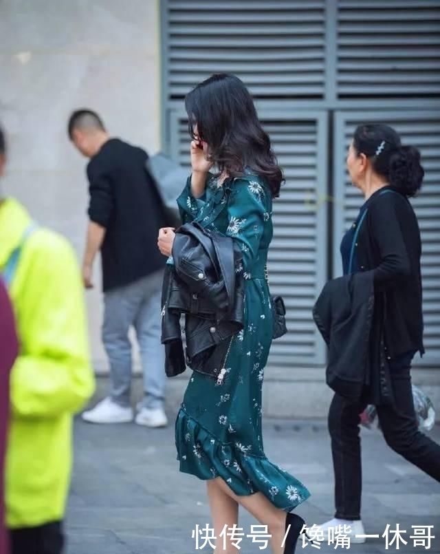 显得■让女性显得优雅又气质,高跟鞋时尚搭配