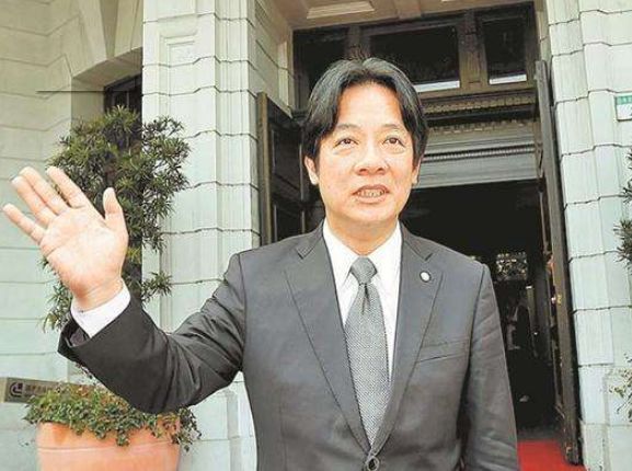 赖清德不“赖”了，苏贞昌接任。