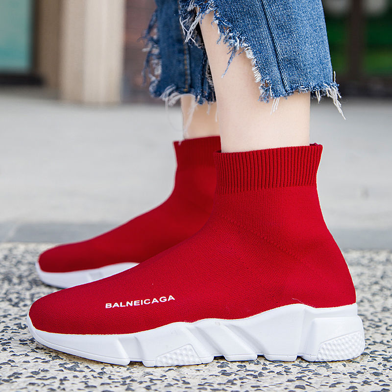 弹力高帮袜子鞋彻底火了!显高减龄增活力，谁穿谁洋气