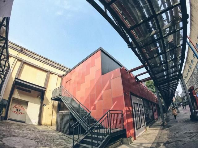 这个公园被外媒评为中国的“伦敦西区”，谁曾想它过去却是个工厂