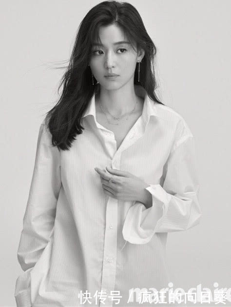 跨国撞衫?杨幂的穿法全智贤模仿不来,网友:凤凰和丑小鸭的对比