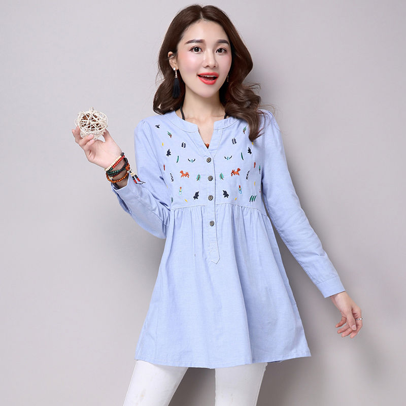 自从老妈买2件棉麻衫，连旗袍都不穿了，好看又减龄，都夸她洋气