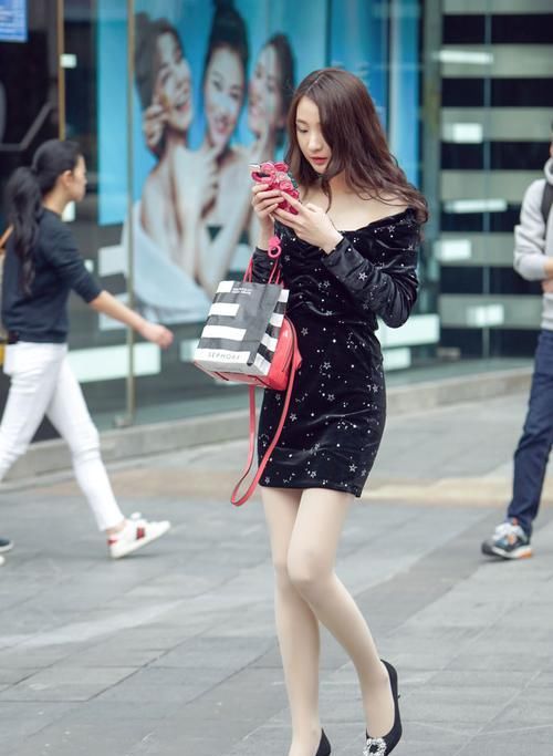  时尚|街拍：炎炎夏日穿搭参考，让你成为令人心动的小姐姐