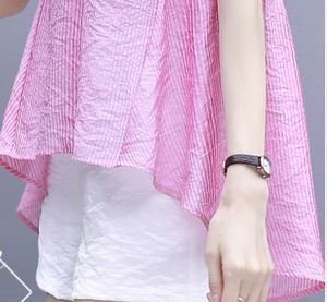 现在的女人真大胆,穿超短裤+高跟鞋出门,美的路人都迈不开腿