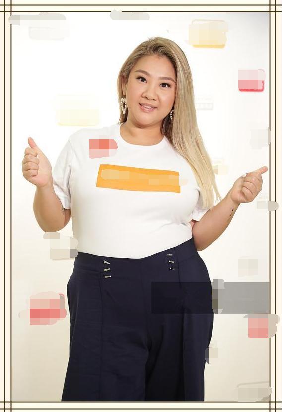 当180斤郑欣宜和110斤蒋欣同穿阔腿裤，网友：微胖真的不用减肥！