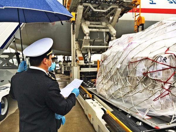  【回国】“没有航线我们包机回国！”