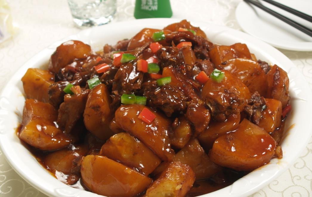  [宝宝]味道浓郁营养全面，肉质鲜嫩可口下饭，宝宝吃了还想再吃一碗！