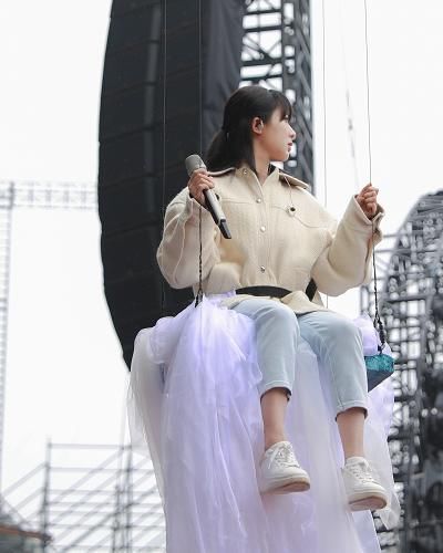 杨紫跨年晚会去哪个台