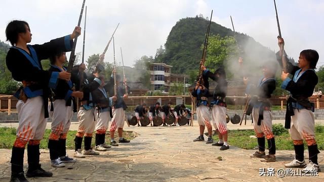 贵州荔波大山深处，有支几乎与世隔绝的民族，女子不穿内衣