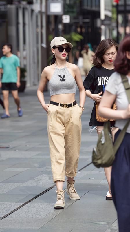 街拍 一波美女遇上这样事 图6小姐姐大长腿日本尤物一般 很喜欢