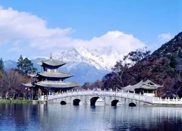  【竟然】全国最适合养老的20座城市，排第一的竟然是……