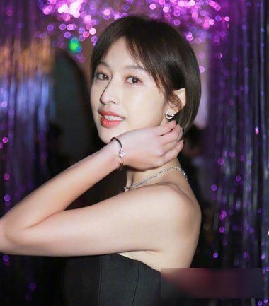 张俪短发发型,适合广大妹子们平时梳理的发型!