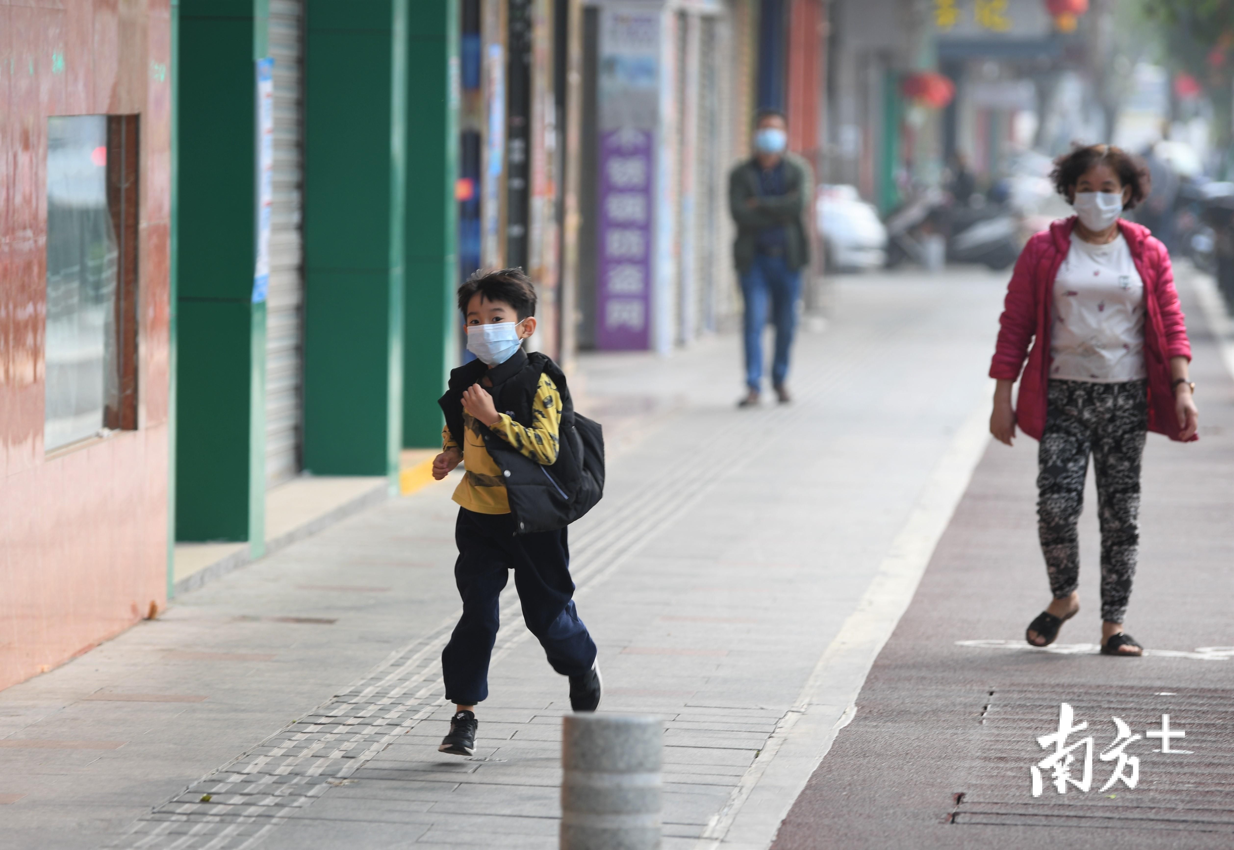  「图集」图集|疫情管控下的江门街头众生相