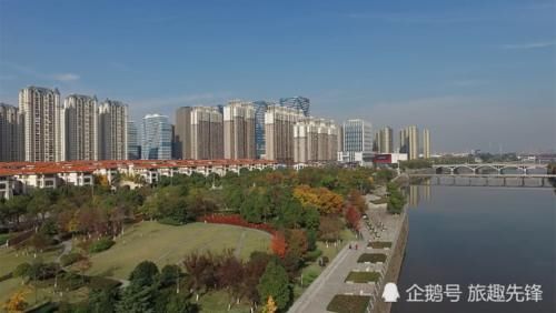  【gdp】浙江最“无奈”的城市，GDP突破4千亿，名气却被下辖县碾