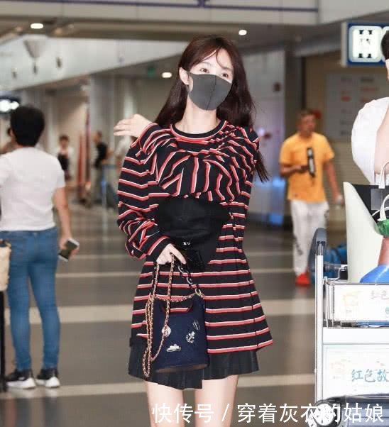 李菲儿是“腿精”没错了,这样打扮,简直是清新如妙龄少女!