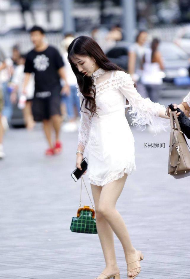 街拍：图1想让她做我的情人，图4大家绝对喜欢，图6我要带回家