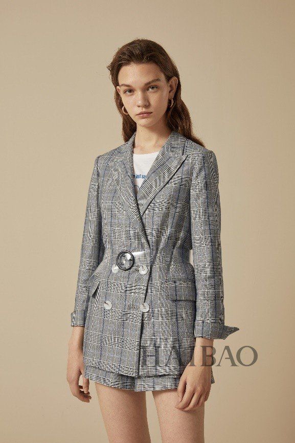 Eifini伊芙丽发布2018秋冬系列: 以“Power Dressing”为主题，80