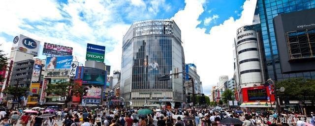  #安检#中国的地铁为什么需要安检而日韩却不用！看看外国网友怎