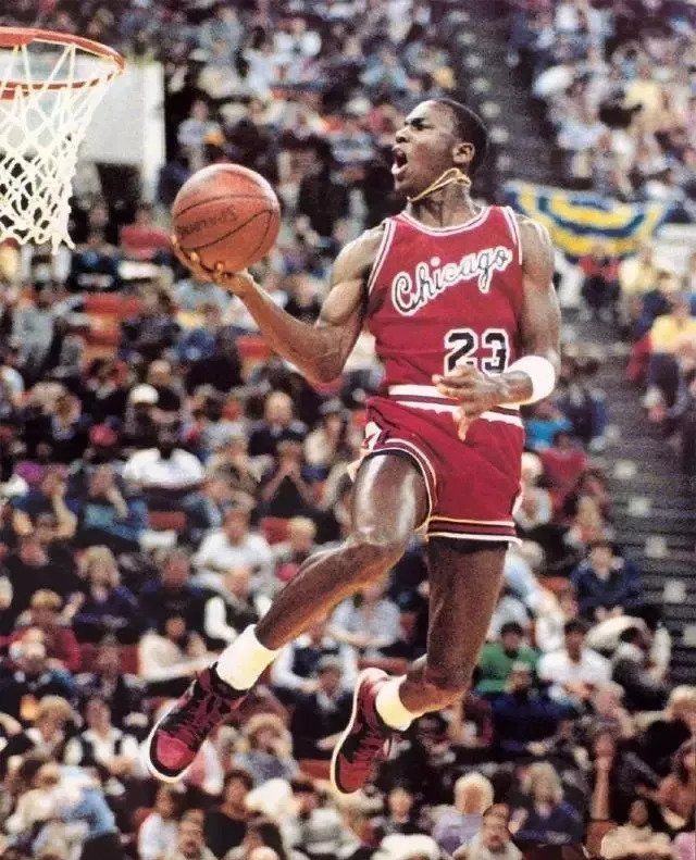 Supreme、Yeezy、AJ...你们为什么这么红?