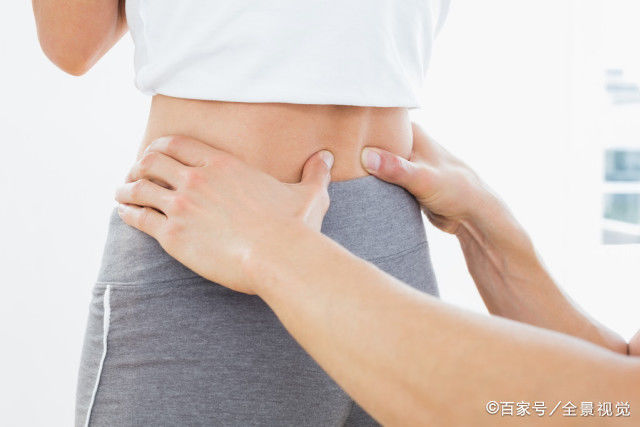  女人@女人后腰若有2个“凹点”，意味身材完美？别猜了，让专家告诉你