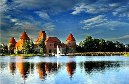 史上最“憋屈”的国家，明明很发达，但游客却少的可怜